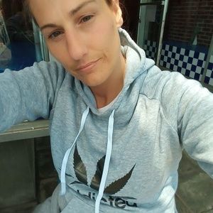 Meet your Posher, Caryn